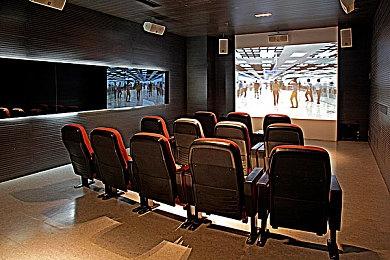 股东想玩《异度装甲》 SE回应称可以期待